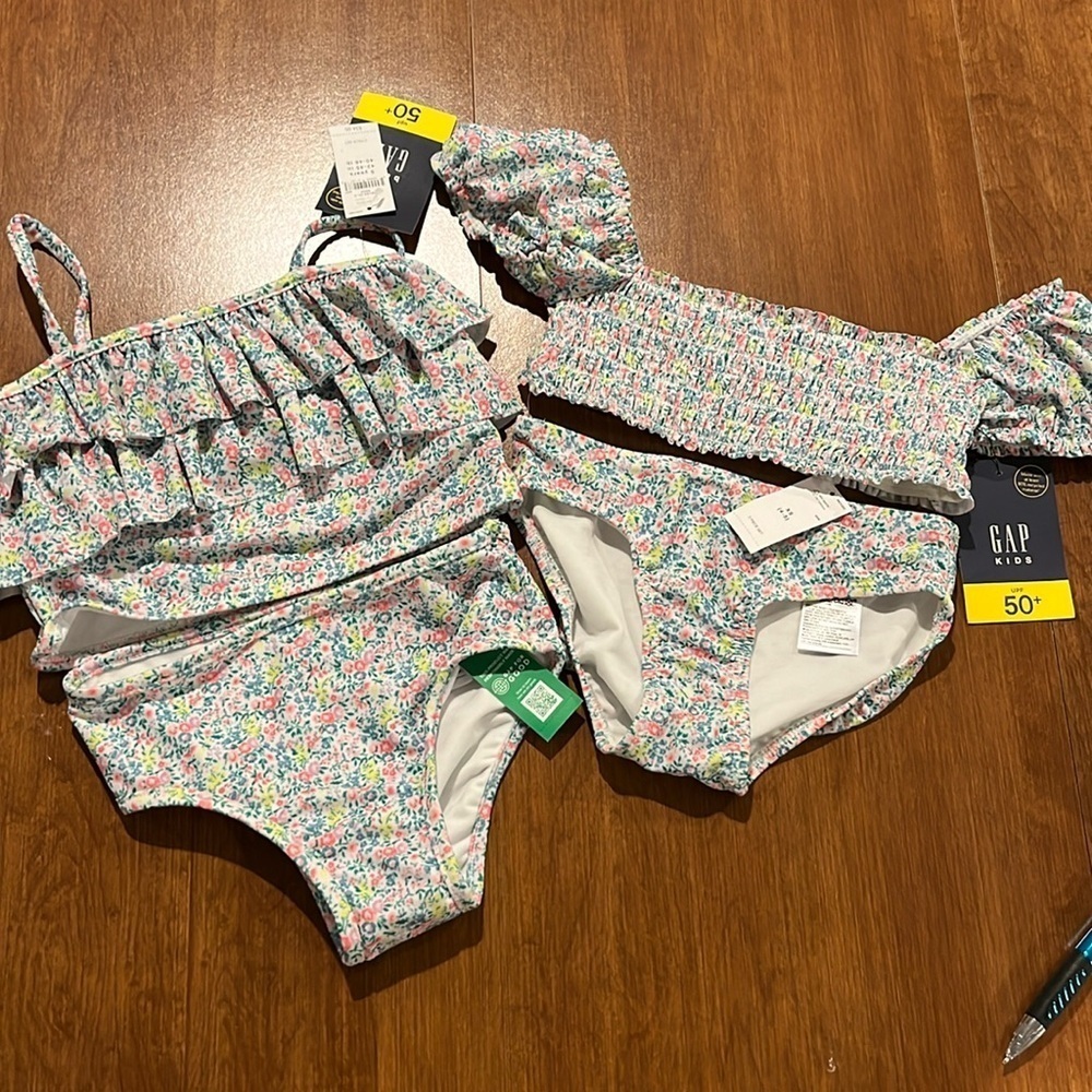 NWT Gap Kids Matching Bundle of two Floral Bikinis Size 4-5 Years.